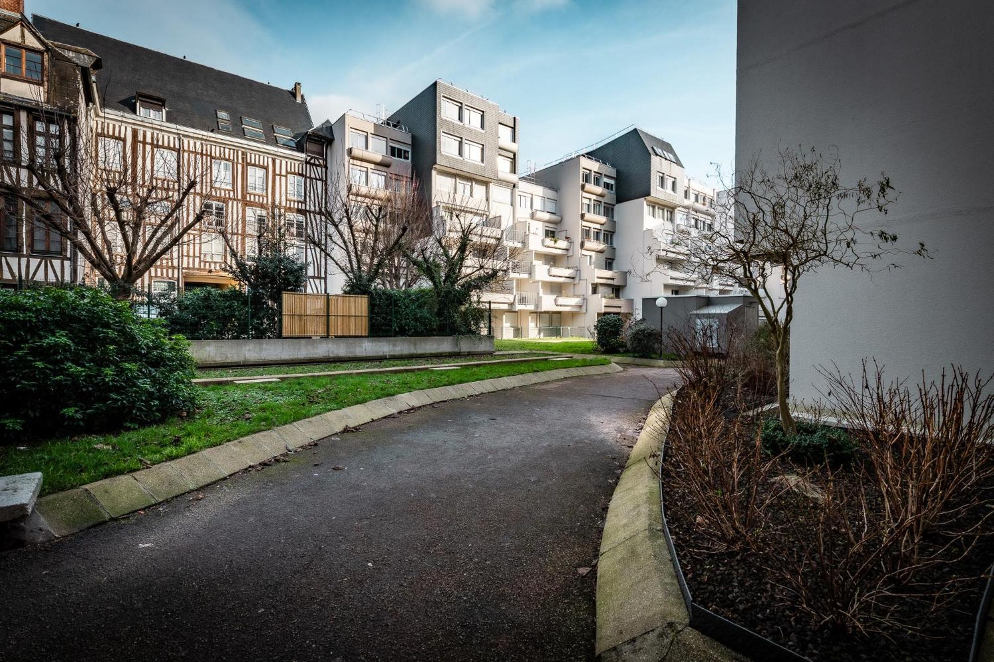 Aux Jardins De L'Hotel De Ville - Appartement Hypercentre Avec Parking Prive Руан Екстериор снимка